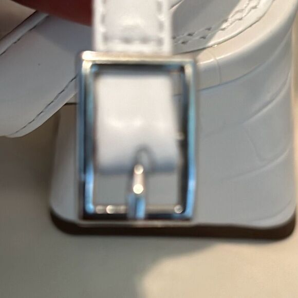 ASOS Women's 7 Strappy Block Heel White Faux Leather Square Toe Semi Formal New - Picture 8 of 11